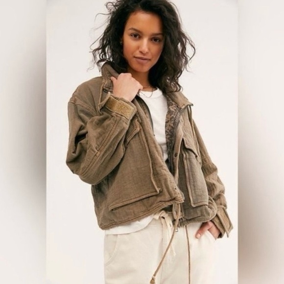 FREE PEOPLE EYES ON YOU SURPLUS OVERSIZED BAGGY JACKET WOMENS XS NWT UTILITY - Picture 1 of 11